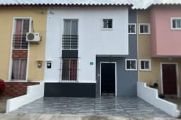 ALQUILER DE VILLA REMODELADA EN VILLA ESPAÑA 2 - URBANIZACIÓN MARBELLA