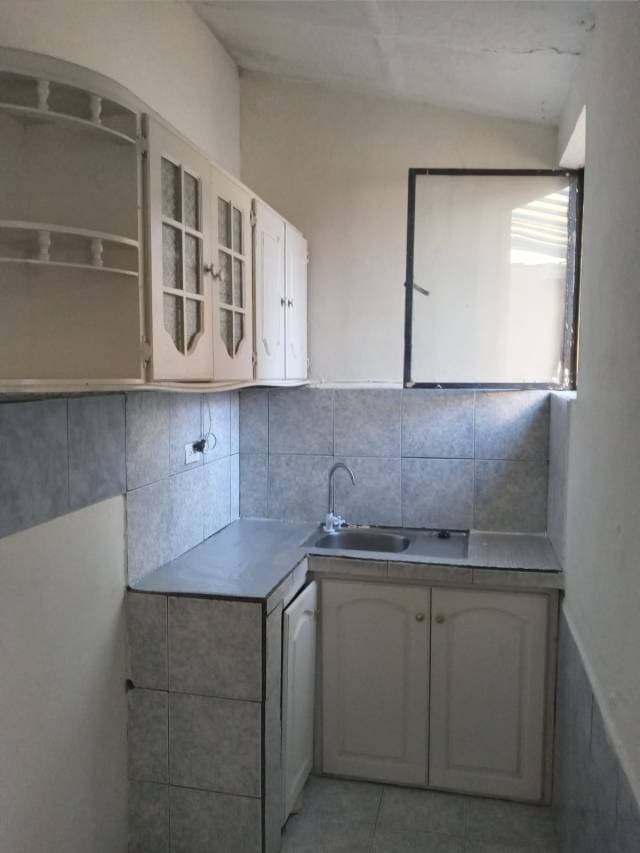 SE ARRIENDA MINIDEPARTAMENTO. SECTOR NORTE INF: 0993879483 — foto 4
