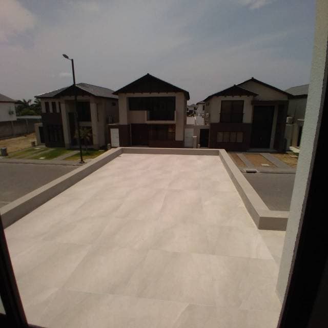Venta Hermosa y Nueva casa en Isla Celeste km. 8 Via Samborondon — foto 8