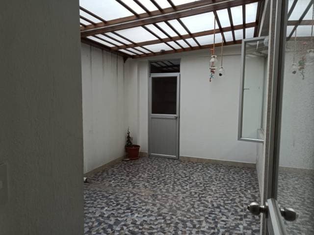 Lindo departamento en Sector Santa Lucía — foto 6