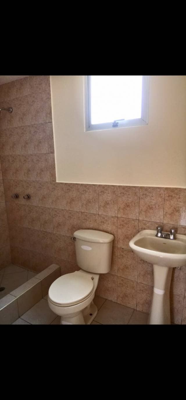 ARRIENDO CASA SAN JOSÉ DE MORÁN — foto 2