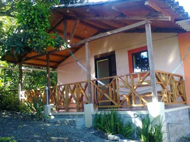 Casa campestre en arriendo: Vilcabamba - Malacatos — foto 1
