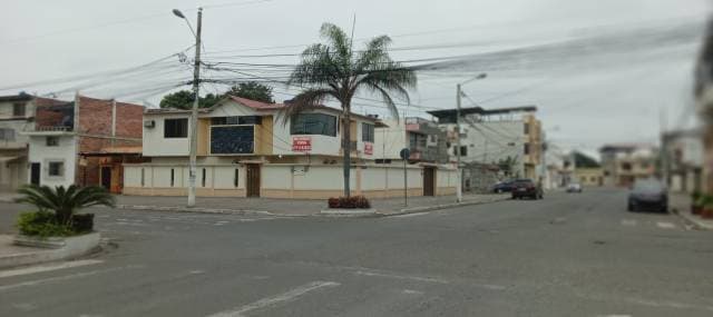 Casa esquinera en venta — foto 5