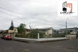 CASA RENTERA DE VARIOS DEPARTAMENTOS EN MACAS.