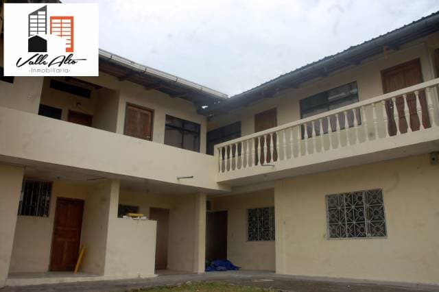 CASA RENTERA DE VARIOS DEPARTAMENTOS EN MACAS. — foto 13