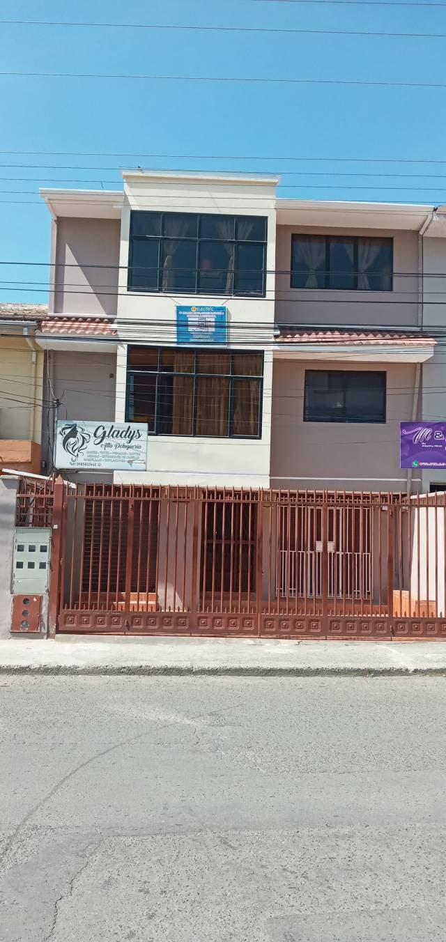 Vendo hermosa casa rentera de 3 plantas — foto 7