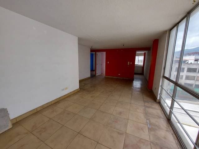 DEPARTAMENTO CERCANO A PLATAFORMA DEL SUR — foto 2