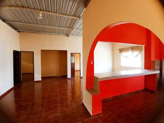 Hermoso y acogedor departamento en segunda planta (Santa Elena)