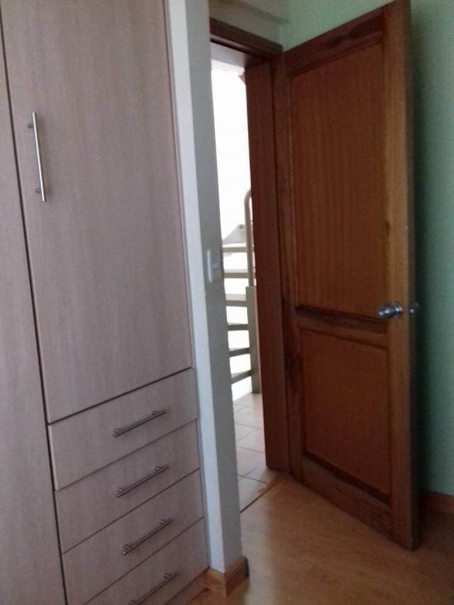 De OPORTUNIDAD Hermosa casa 3 dormitorios 3 pisos — foto 5
