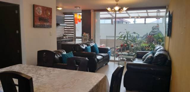 CASA DE VENTA - SAN ISIDRO DEL INCA - ZONA EN CRECIMIENTO — foto 3