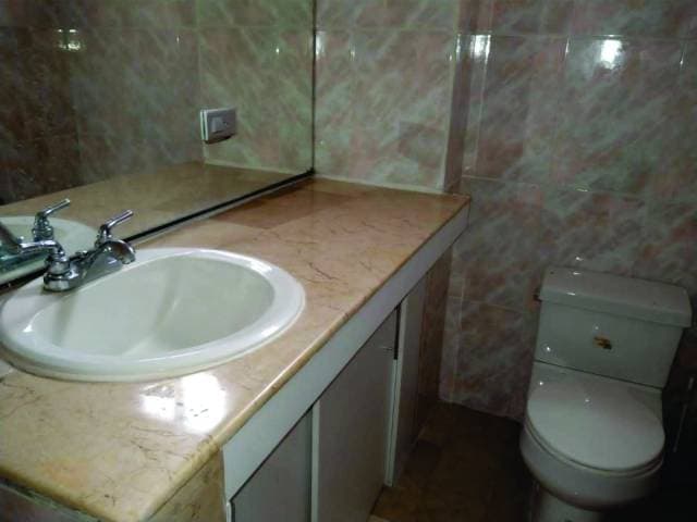 VENTA DE BONITO DEPARTAMENTO EN CUMBRES BAJAS — foto 1