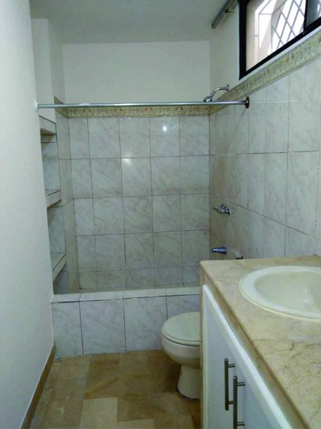 VENTA DE BONITO DEPARTAMENTO EN CUMBRES BAJAS — foto 2