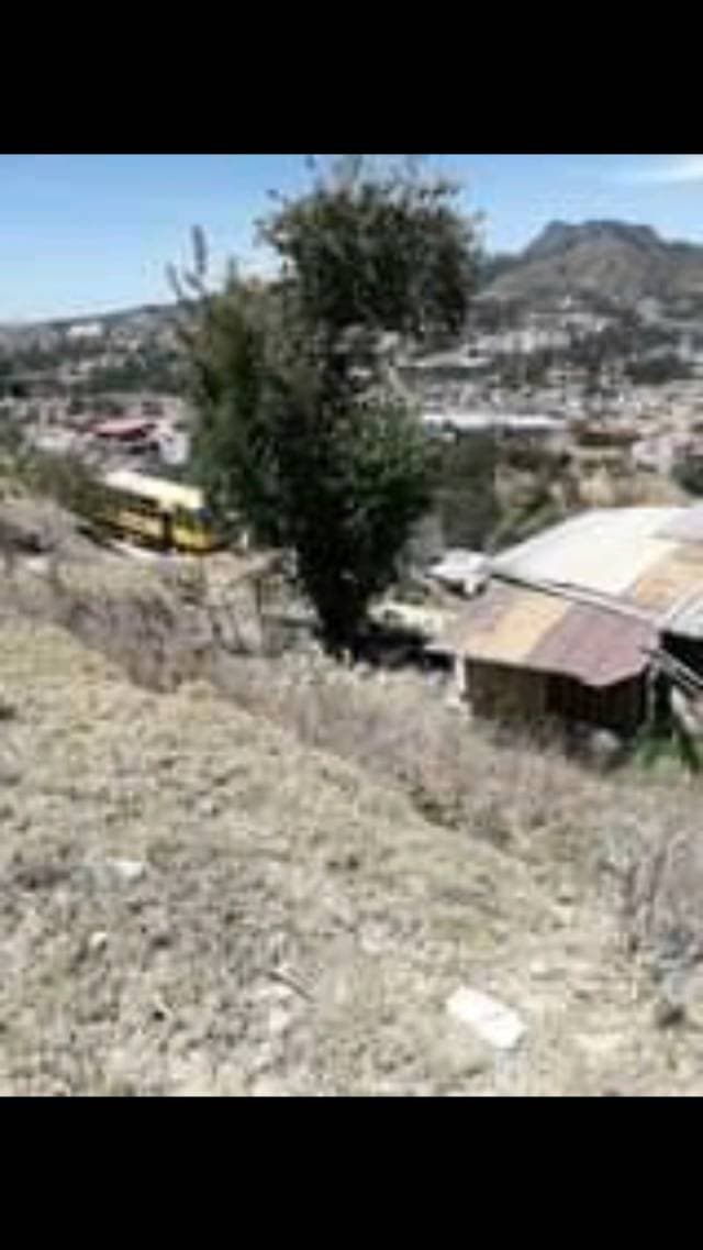 Se vende un terreno con una casa en Azogues — foto 2