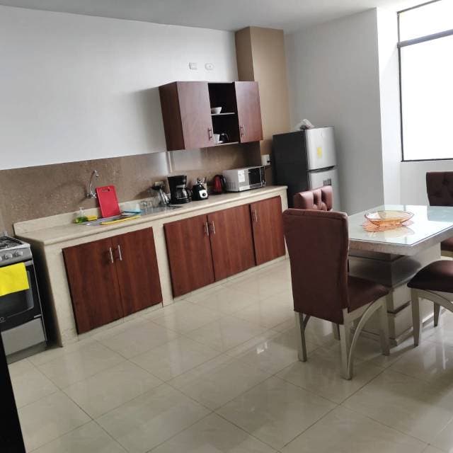 Se renta Suite - Centro de Machala - Cocina Compartida — foto 4