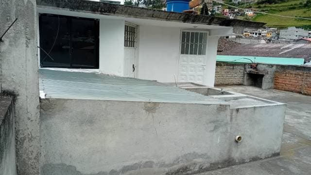 Se vende una casa con dos locales uno con departamento. — foto 8
