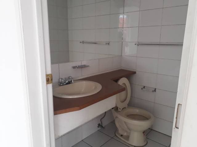 ARRIENDO LOCAL COMERCIAL — foto 5