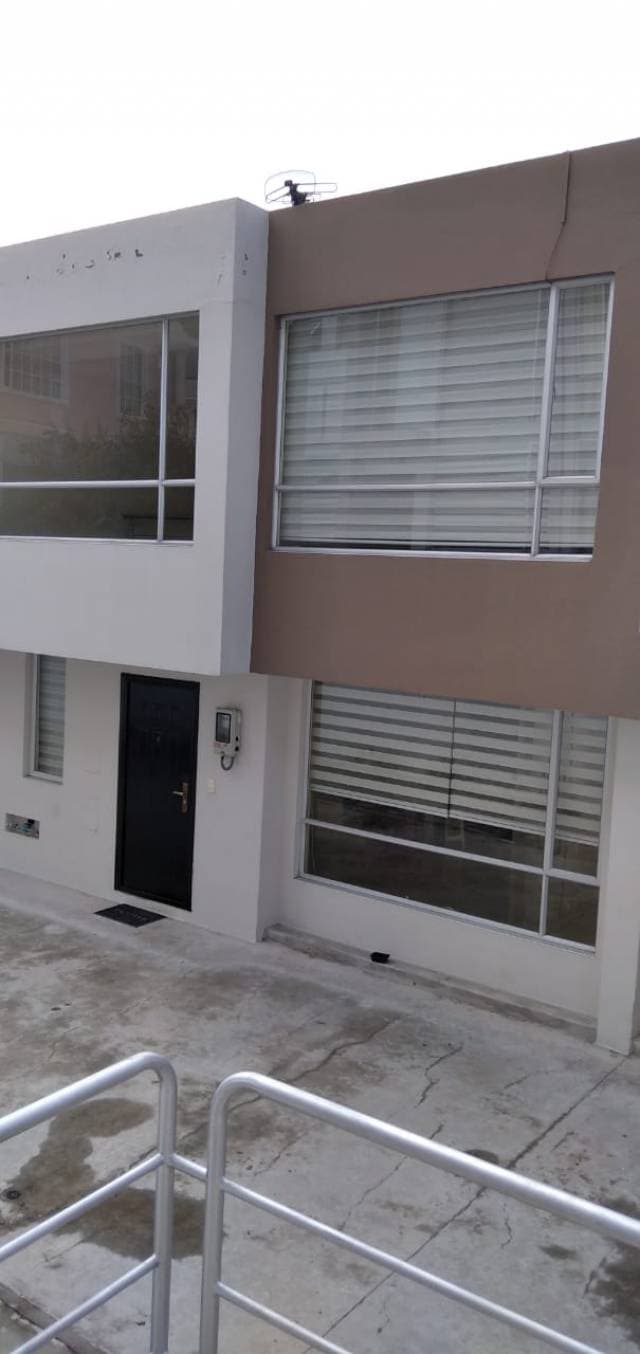 Hermosa Casa en alquiler — foto 2