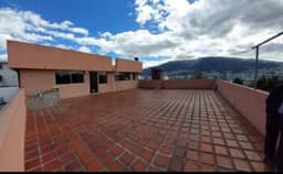 Rento casa 600m2 para negocio o vivienda Batan alto