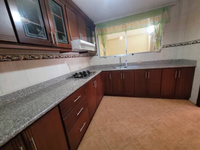 CASA EN VENTA EN LOJA BARRIO SAN JOSE — foto 3