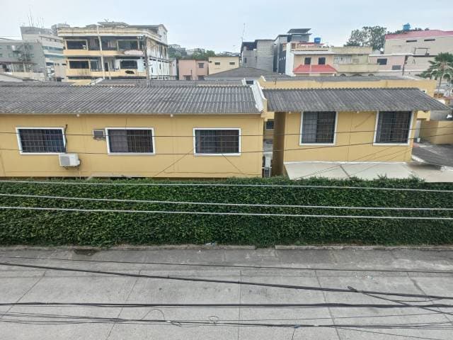 SE VENDE CASA RENTERA EN LA CIUDADELA URDENOR II — foto 2