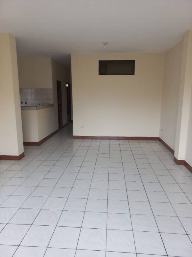 SE VENDE CASA RENTERA EN LA CIUDADELA URDENOR II — foto 3