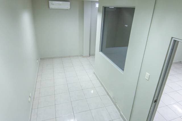 EDIFICIO IDEAL PARA OFICINAS SECTOR VIA DAULE — foto 4