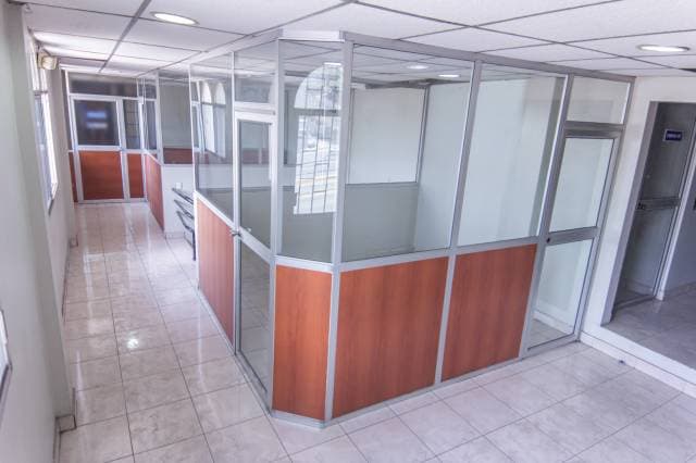 EDIFICIO IDEAL PARA OFICINAS SECTOR VIA DAULE — foto 7