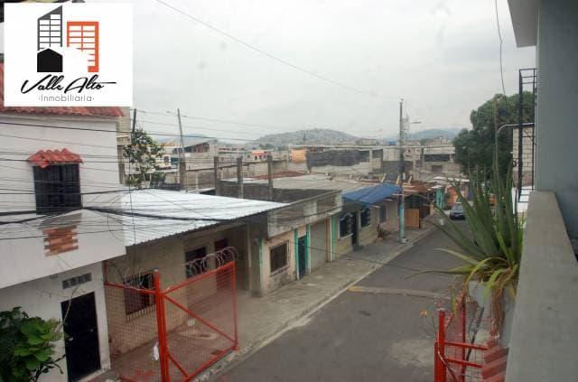 AMPLIA CASA RENTERA EN GUAYAQUIL. — foto 14