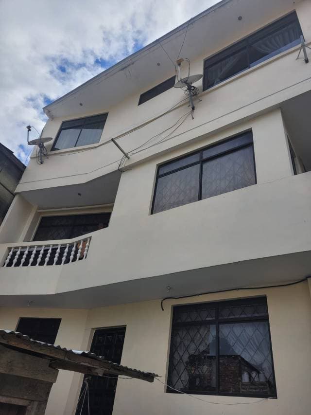 Casa en venta en Loja, barrio Daniel Alvarez — foto 4