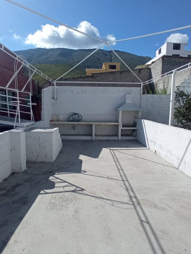 VENDO CASA EN POMASQUI — foto 5