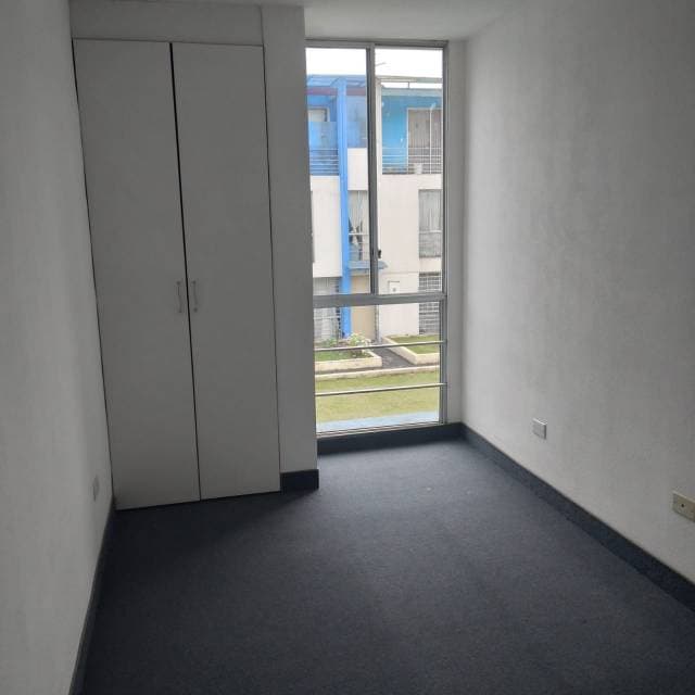 VENTA CASA QUITUMBE CERCA METRO - PLATAFORMA - QUICENTRO SUR - TROLE — foto 8