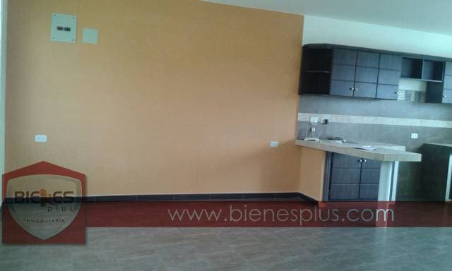 Casa con amplio terreno sector Monay Baguanchi — foto 2