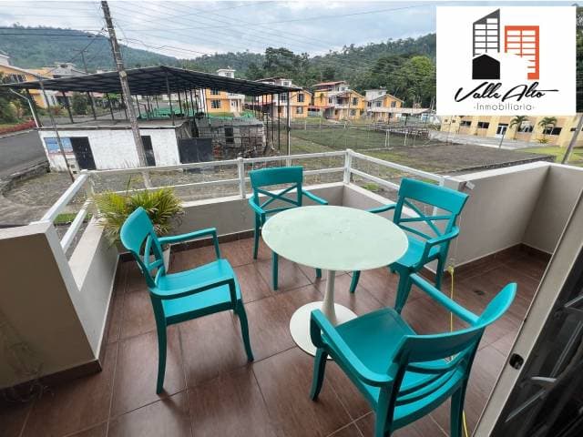 CASAS AMPLIAS POR ESTRENAR EN MACAS. — foto 12