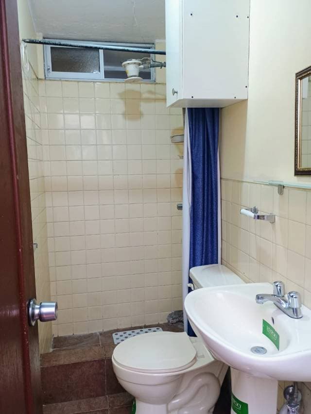 ARRIENDO HABITACIÓN SECTOR ANTIGUO AEROPUERTO — foto 2