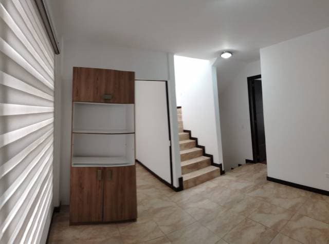 CASA EN VENTA EN CONJUNTO PRIVADO EN TUMBACO — foto 8