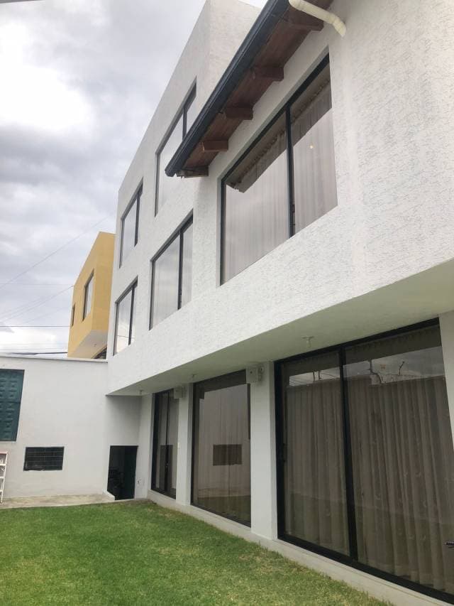 Arriendo Casa en Tumbaco / Santa Ana — foto 2