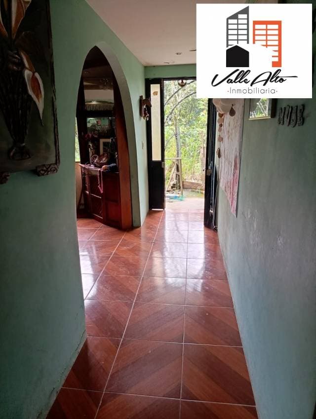 CASA AMPLIA EN LA CIUDAD DE MÉNDEZ. — foto 2