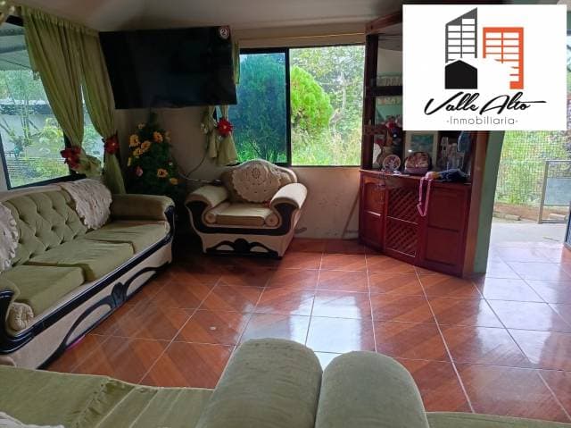 CASA AMPLIA EN LA CIUDAD DE MÉNDEZ. — foto 7