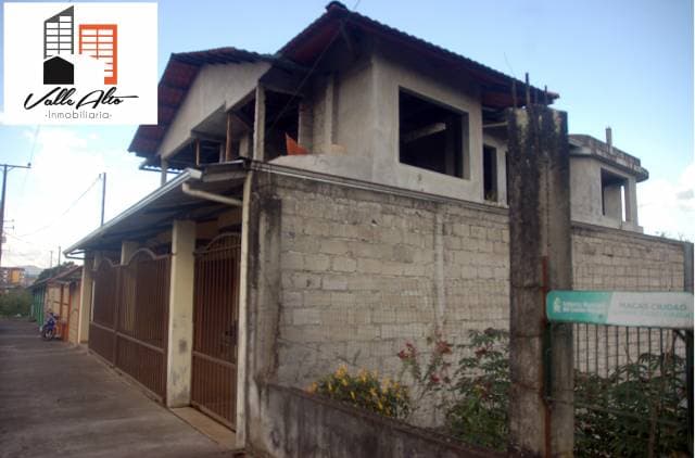 CASA RENTERA AMPLIA EN MACAS, CERCA DEL CENTRO. — foto 3