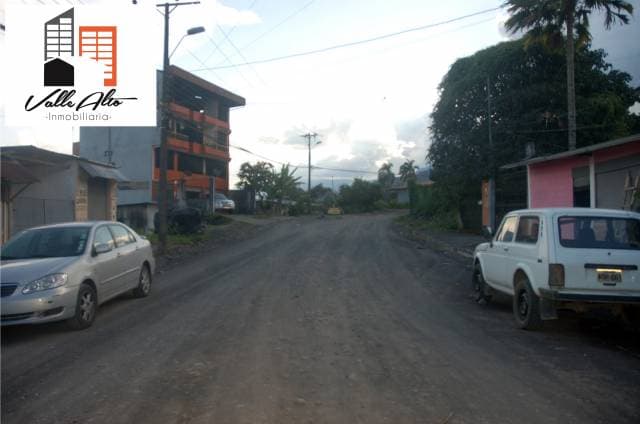 CASA RENTERA AMPLIA EN MACAS, CERCA DEL CENTRO. — foto 15