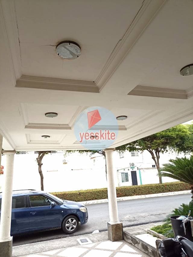 Vendo CASA – Urb Castilla VIA Samborondón — foto 2