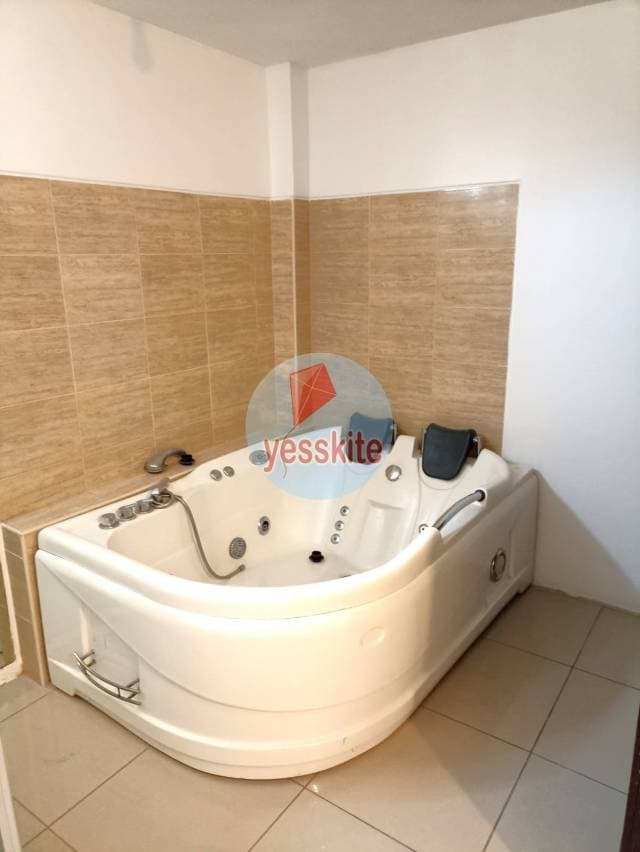 Vendo CASA – Urb Castilla VIA Samborondón — foto 7