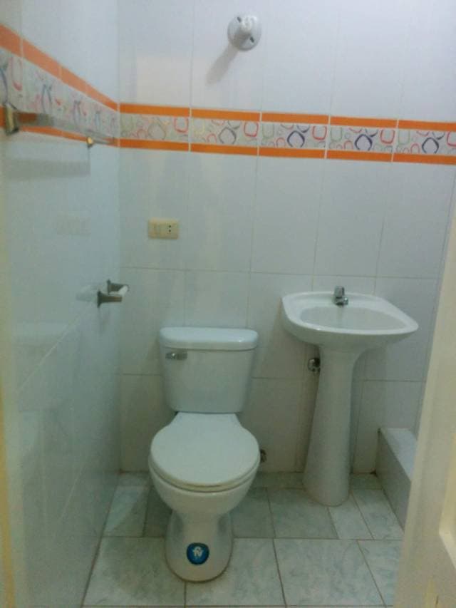 ALQUILO SUITE EN PLENO CENTRO DE GUAYAQUIL $180 — foto 4
