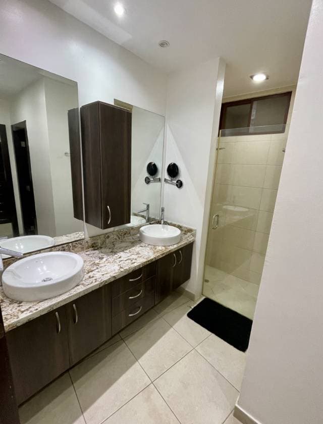 Alquilo casa amoblada vista lago Urb Terrasol vía Samborondón — foto 7