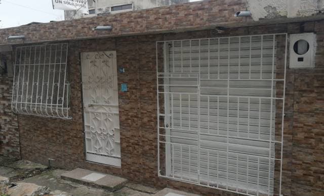 SE VENDE O ALQUILA BONITA VILLA DE UNA PLANTA — foto 1