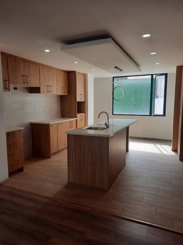 Se vende departamento 3 dormitorios 2 garajes Terraza Carcelen