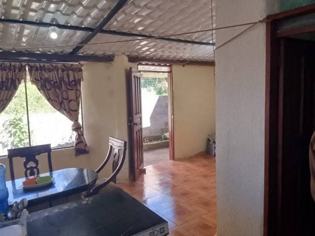 Vendo casa en la Leticia $28000 negociable — foto 2