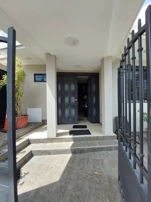 PUERTO AZUL VENDO VILLA