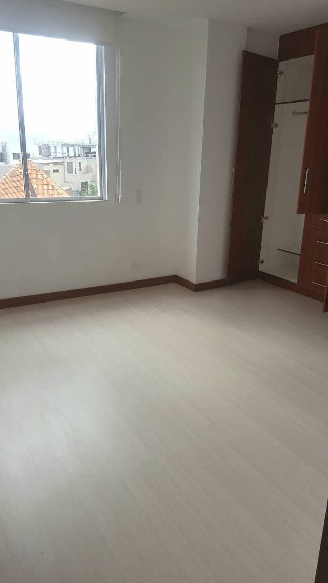 Departamento de arriendo en Cumbayá — foto 4