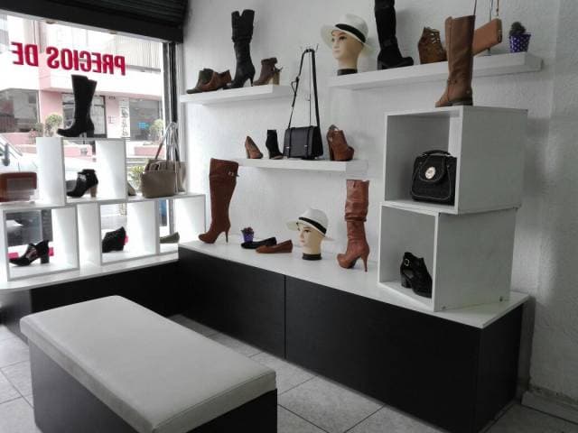 VENTA NEGOCIO DE CALZADO RENTABLE — foto 2